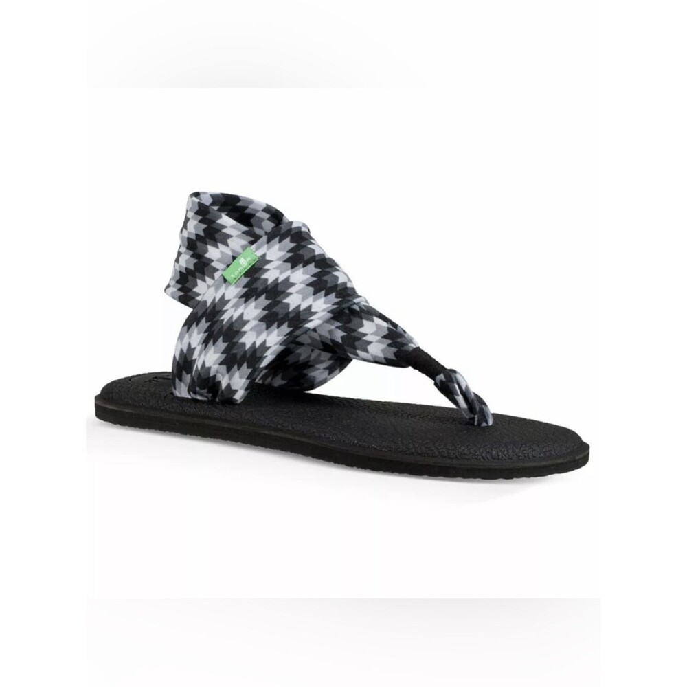 Sanuk size 7 Black & White Houndstooth chevron Flip Flop yoga sling Sandals